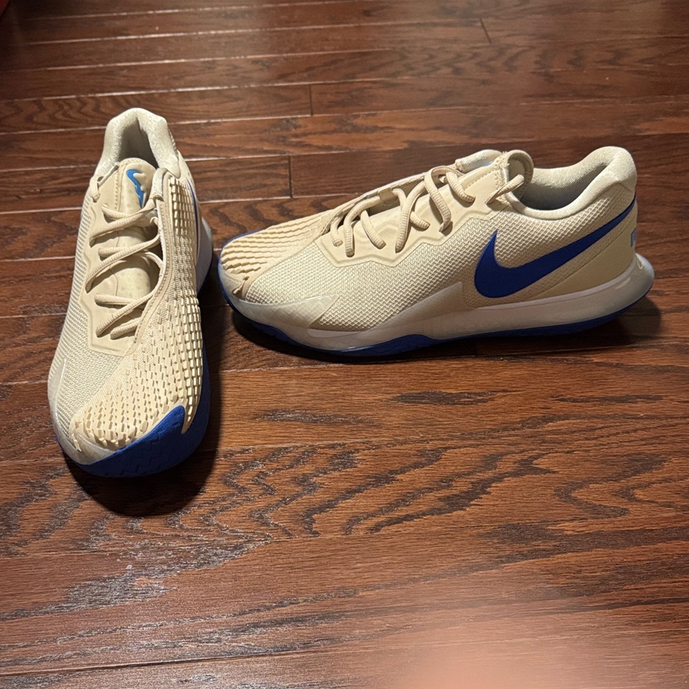 Nike Tan and Blue Athletic Shoes